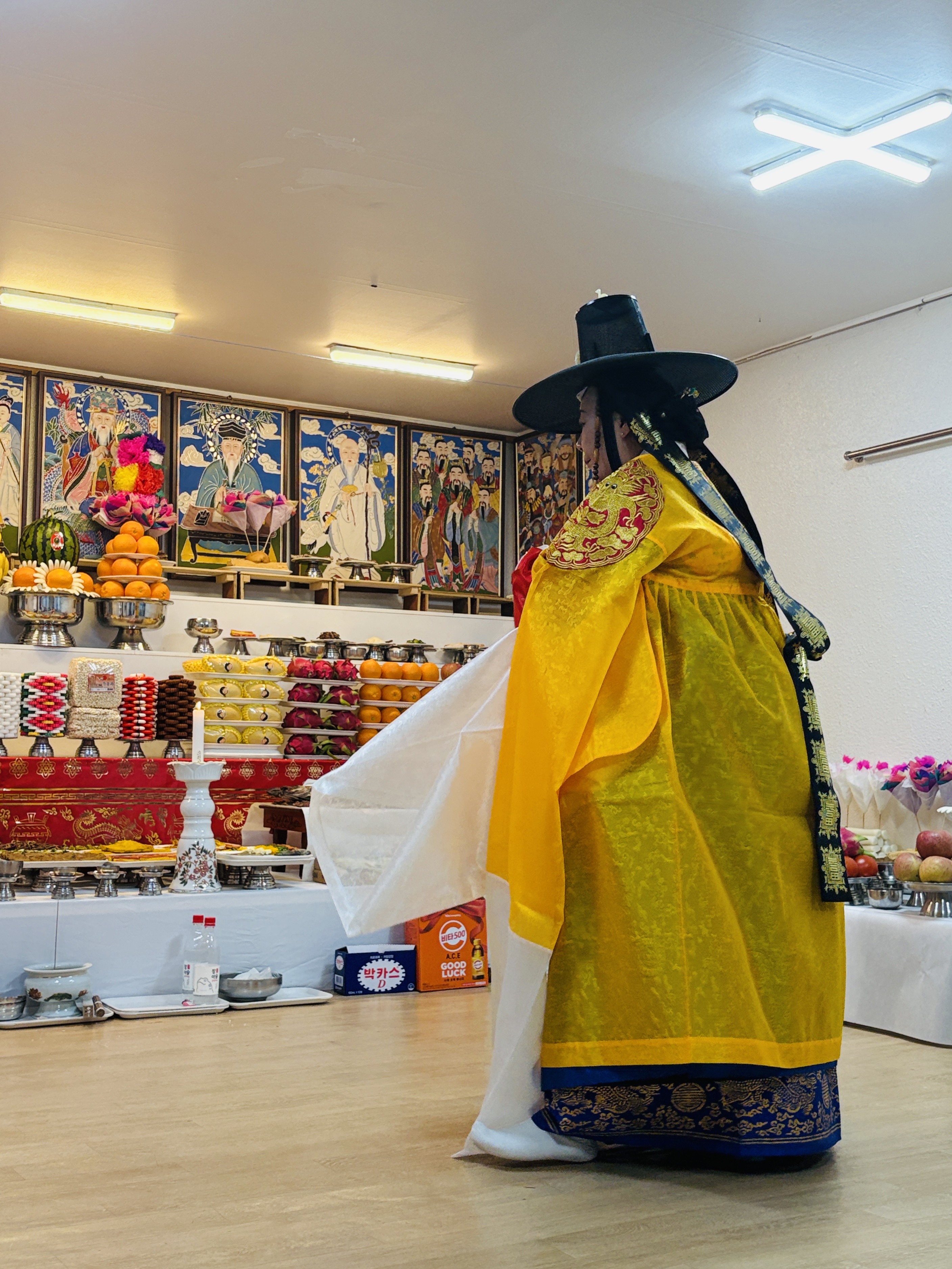 황색 도포 의식